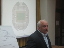 Кметът Георгиев: Новата зала ще бъде готова в края на 2012 г.